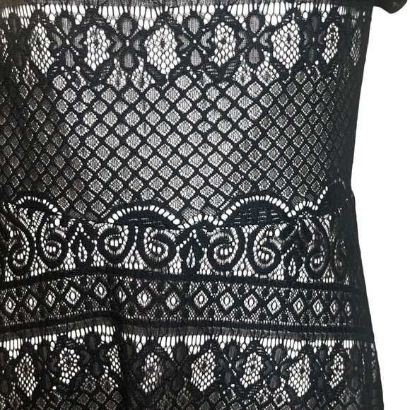 Rewind Junior's XXL Black Lace Overlay Dress Short Sleeve Flare Scallop Holiday - Picture 2 of 9